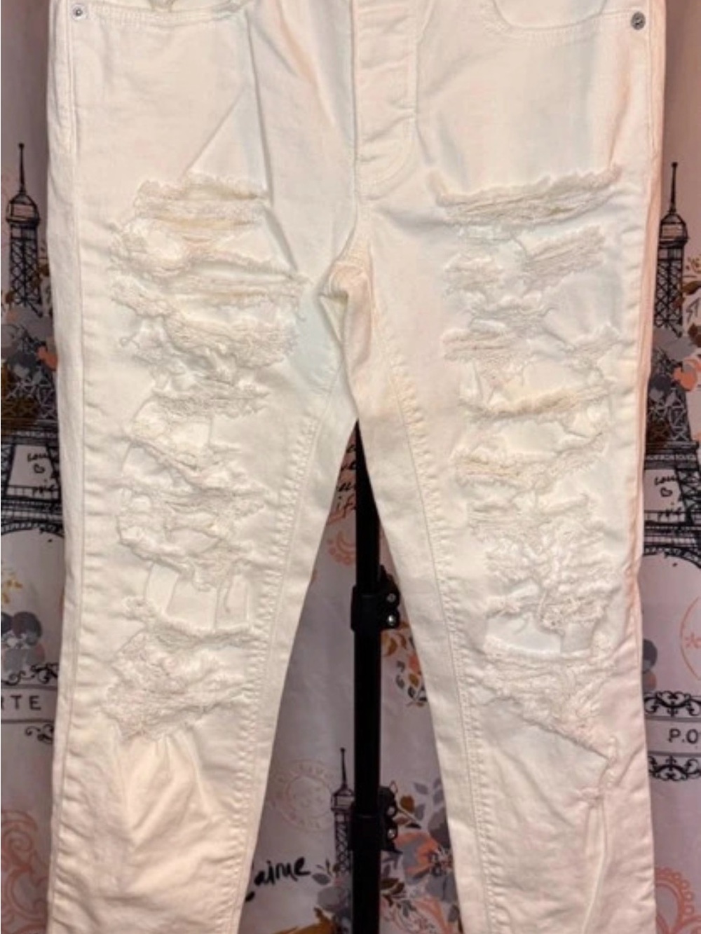 American Eagle Outfitters White Distressed Skinny Jeans